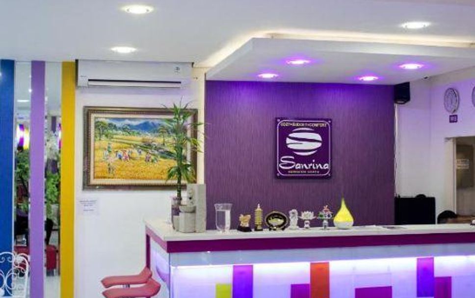 프론트 데스크 사진