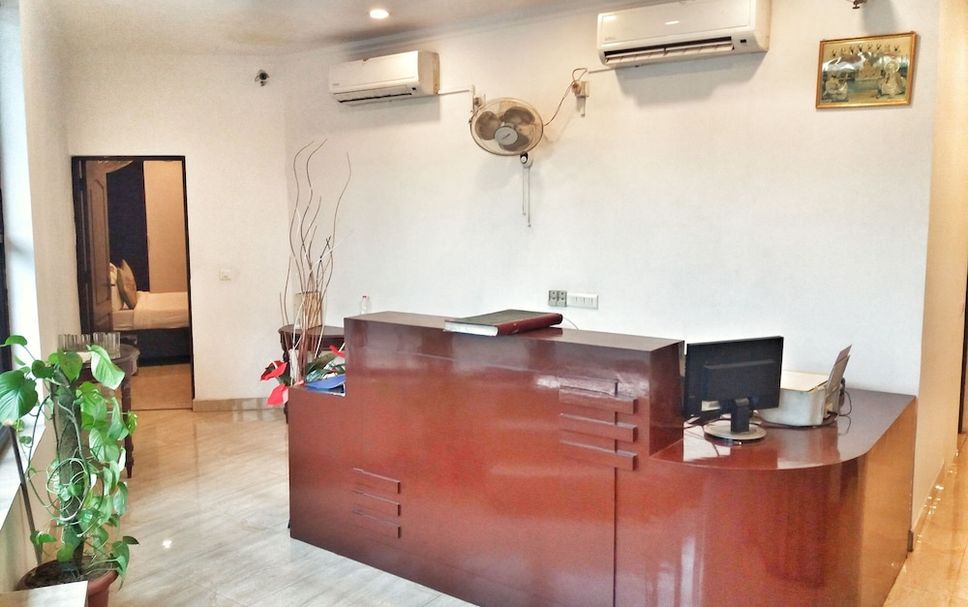 프론트 데스크 사진