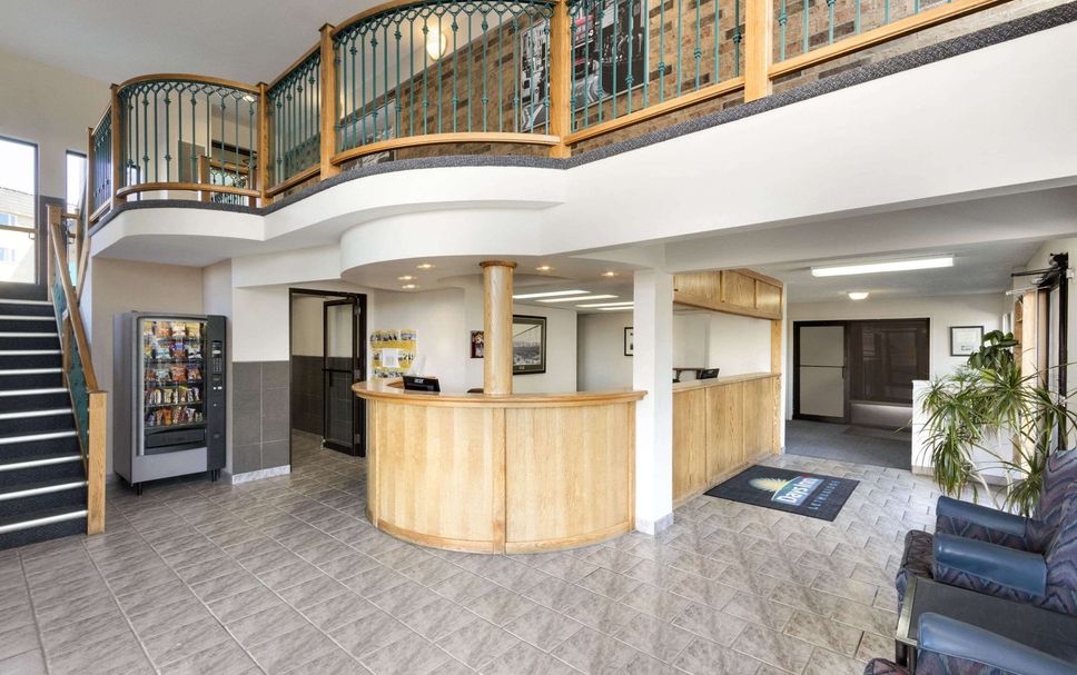 프론트 데스크 사진