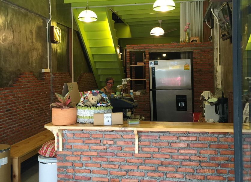 프론트 데스크 사진