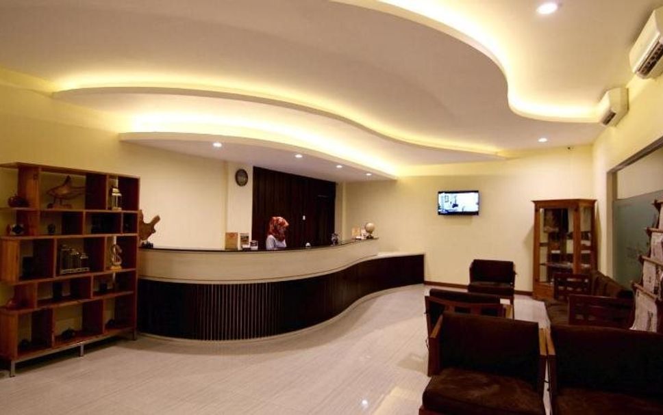 프론트 데스크 사진