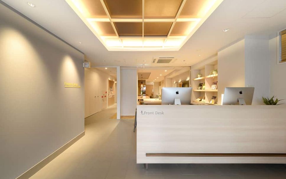 프론트 데스크 사진