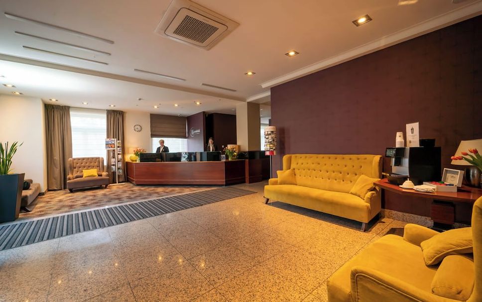 프론트 데스크 사진