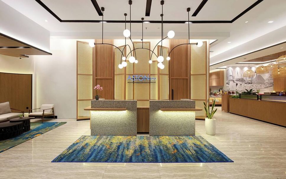 프론트 데스크 사진