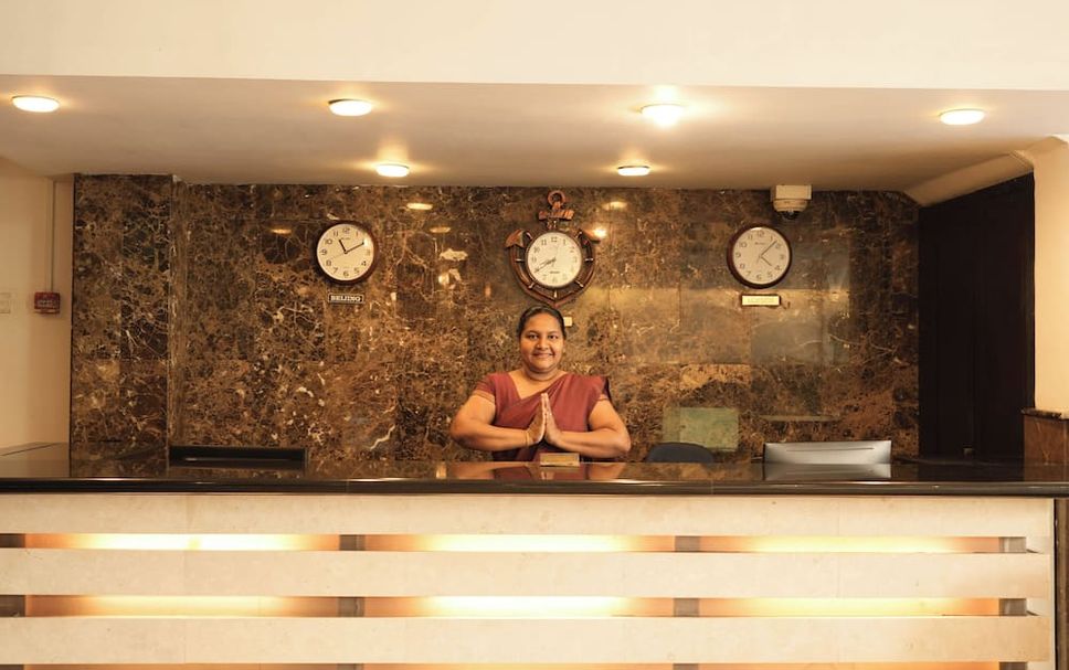 프론트 데스크 사진