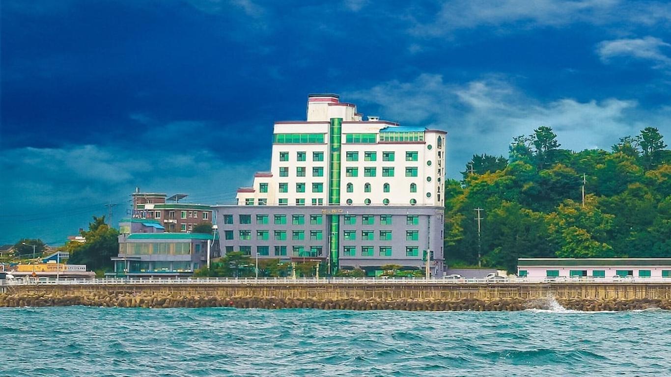 베니키아 호텔 산과바다 대포항
