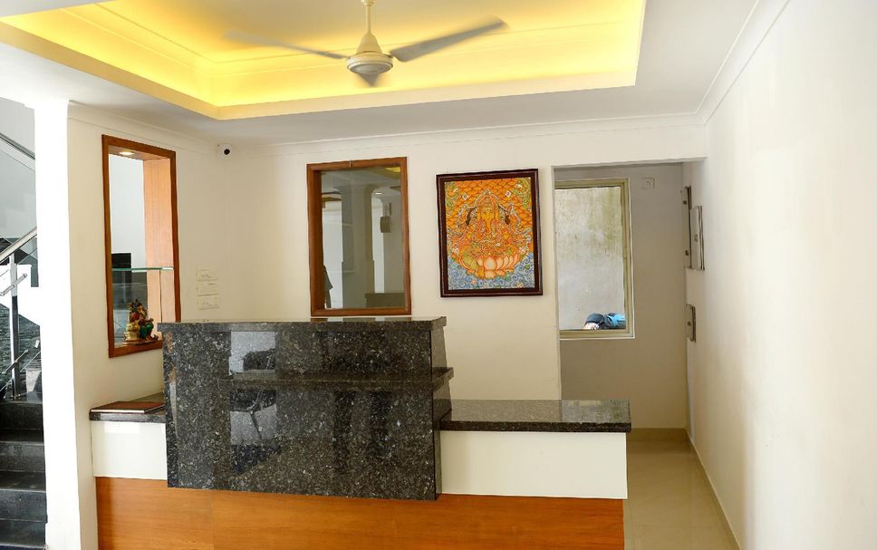 프론트 데스크 사진