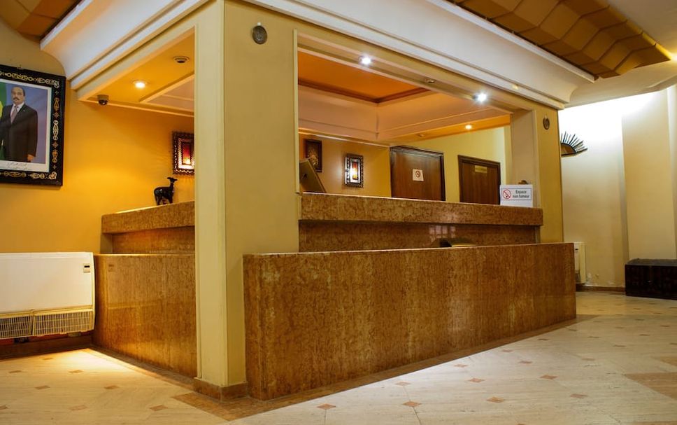 프론트 데스크 사진