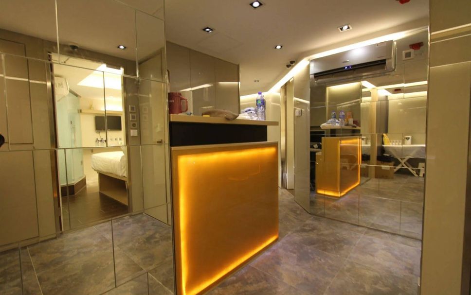 프론트 데스크 사진