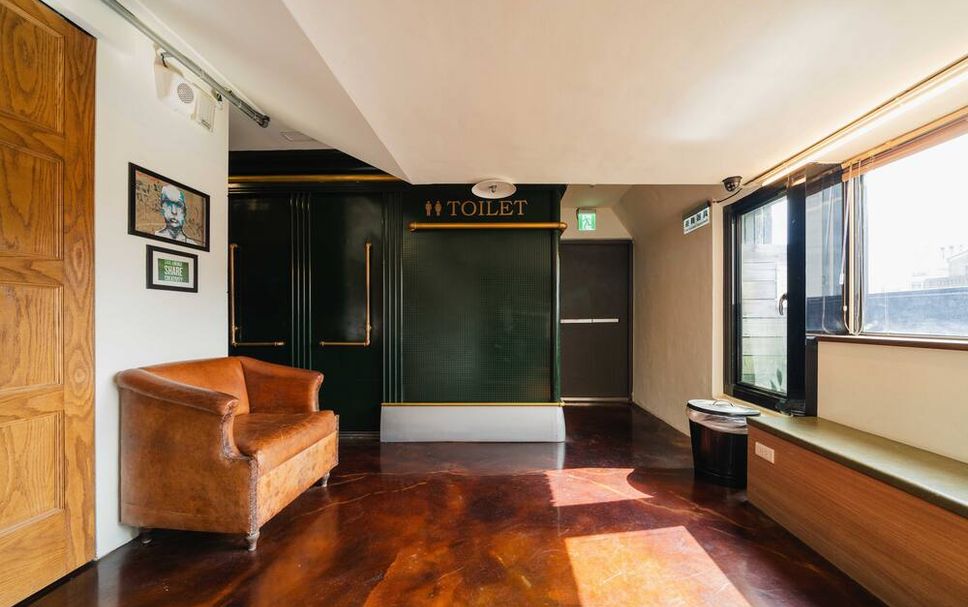 프론트 데스크 사진