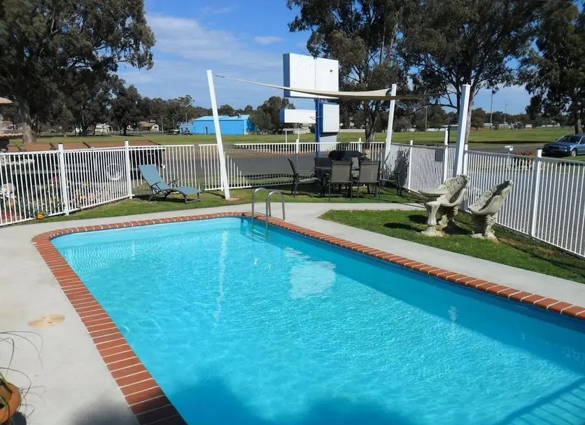 수영장 사진