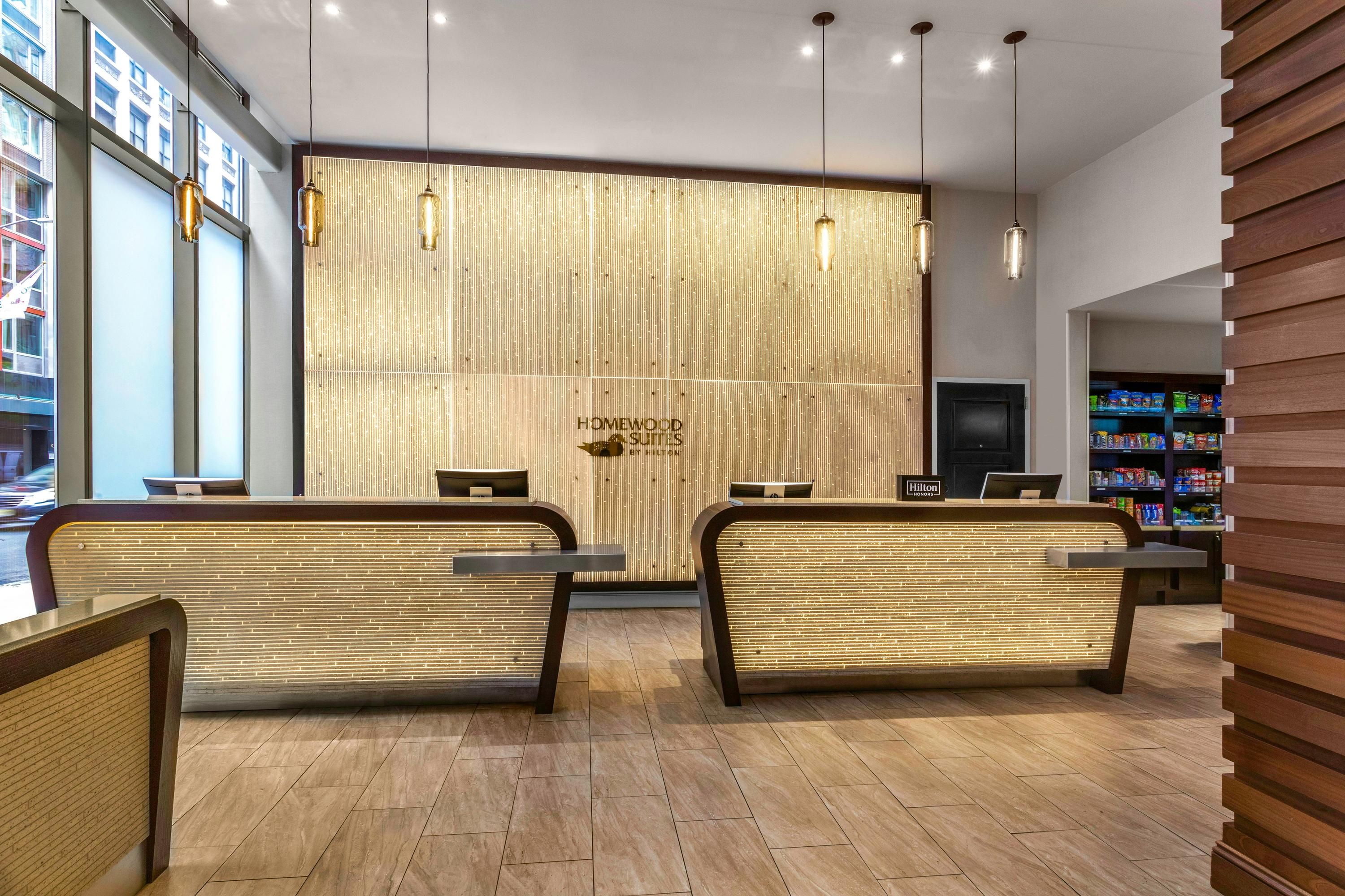 프론트 데스크