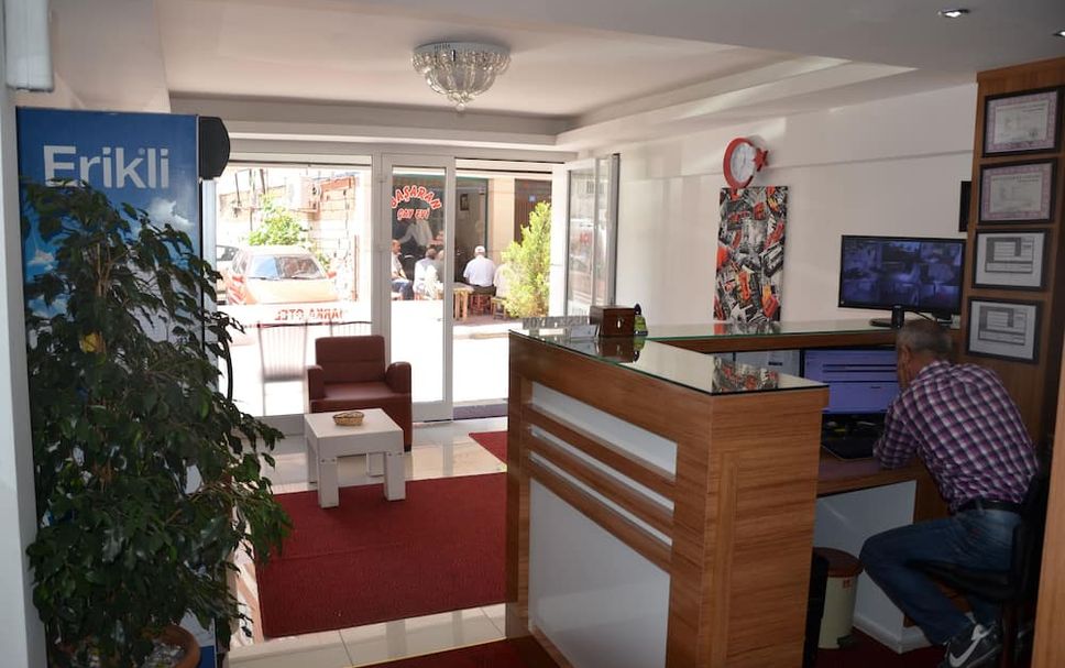 프론트 데스크 사진