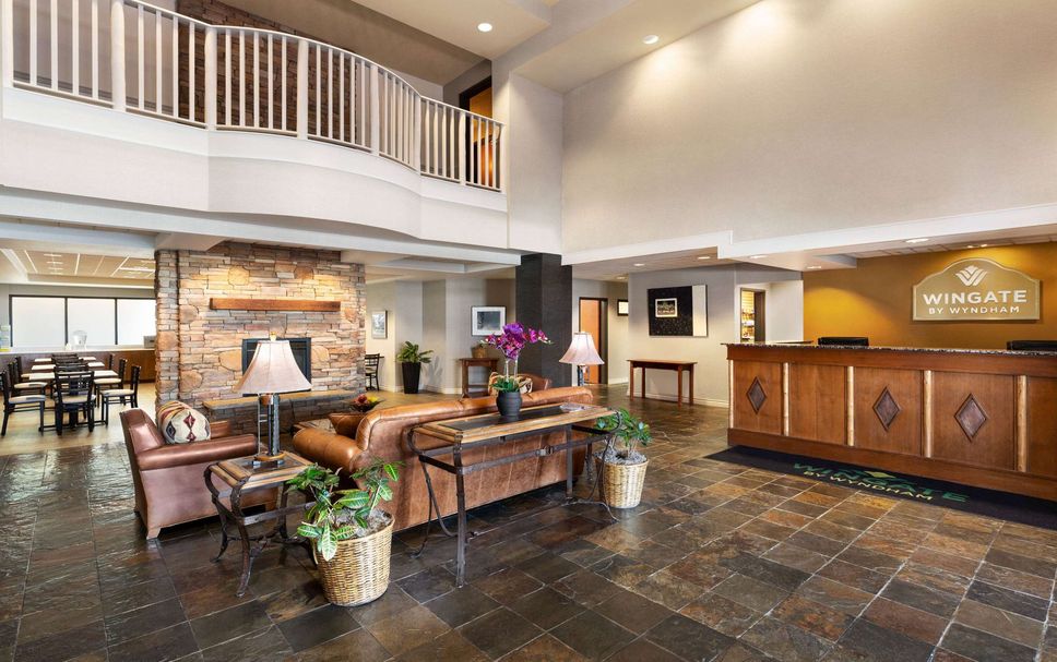 프론트 데스크 사진