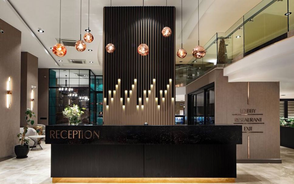 프론트 데스크 사진