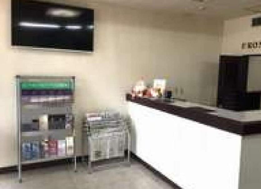 프론트 데스크 사진