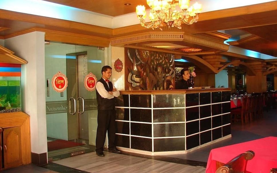 프론트 데스크 사진