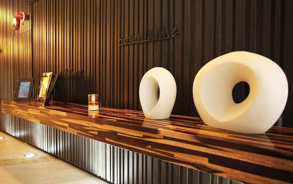 프론트 데스크 사진