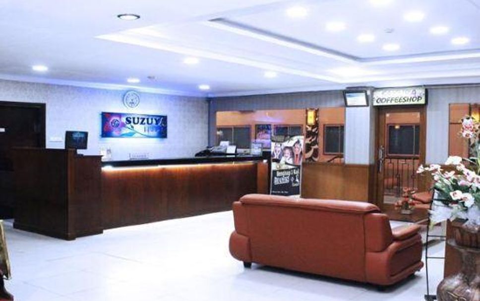 프론트 데스크 사진