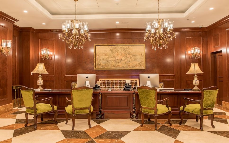 프론트 데스크 사진