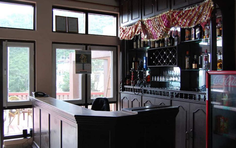 프론트 데스크 사진