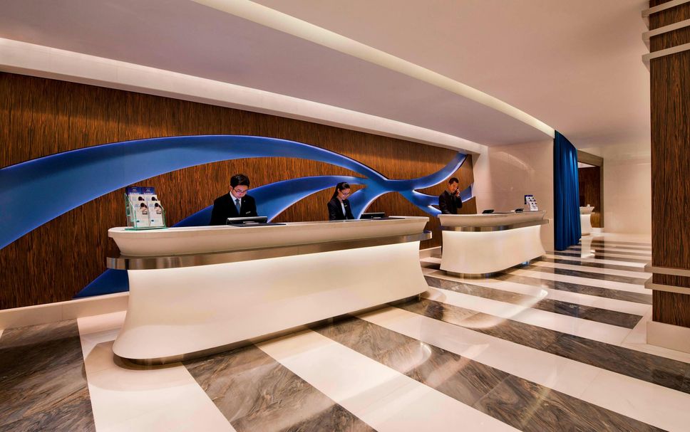 프론트 데스크 사진