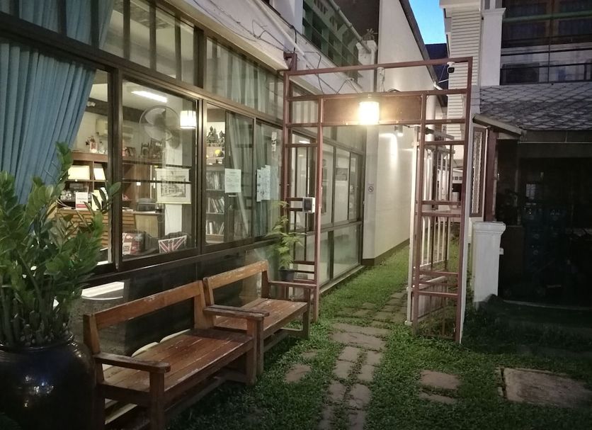 로비 사진