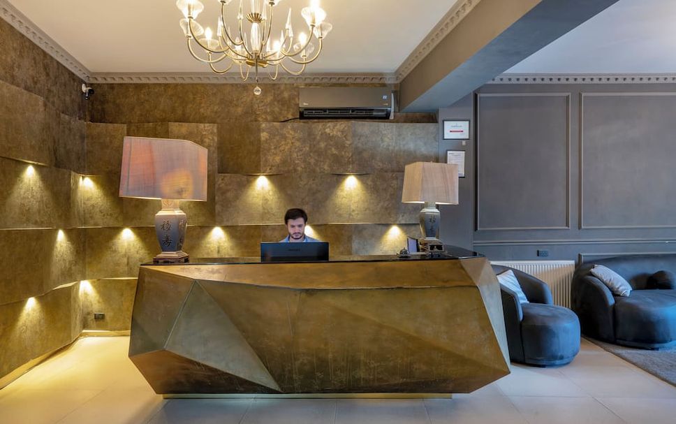 프론트 데스크 사진