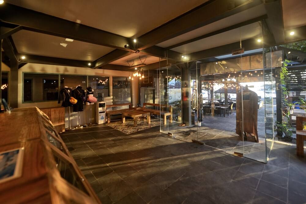 로비