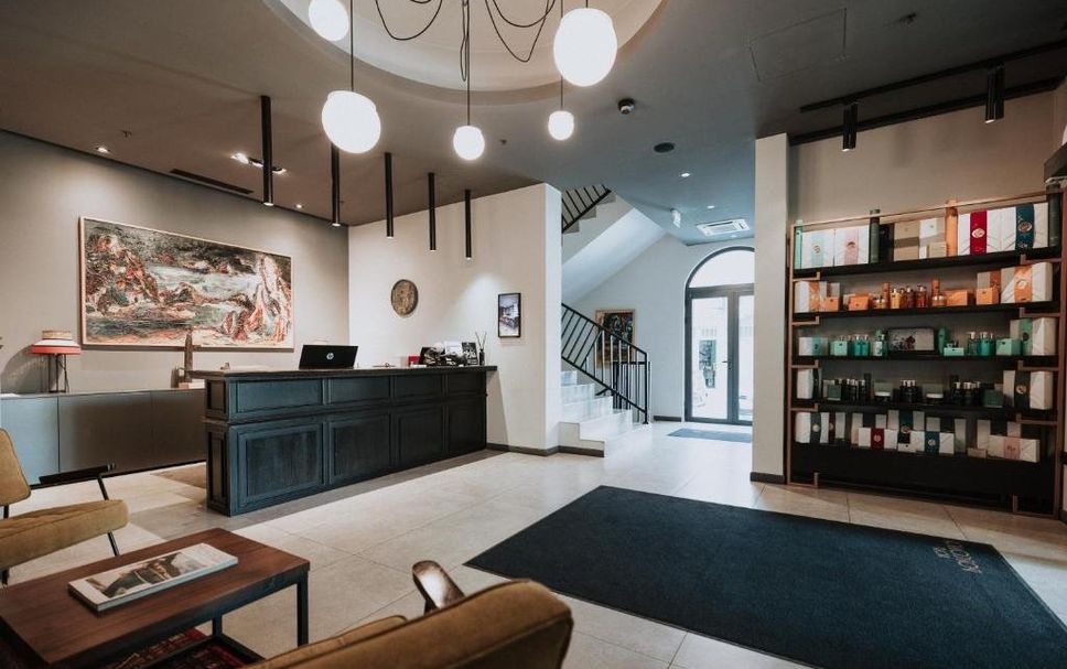 프론트 데스크 사진