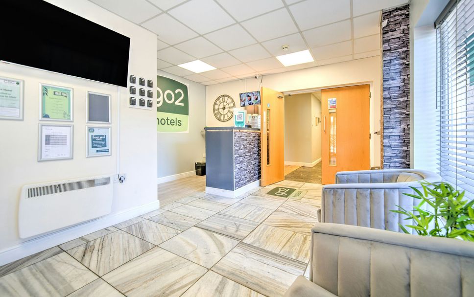 프론트 데스크 사진