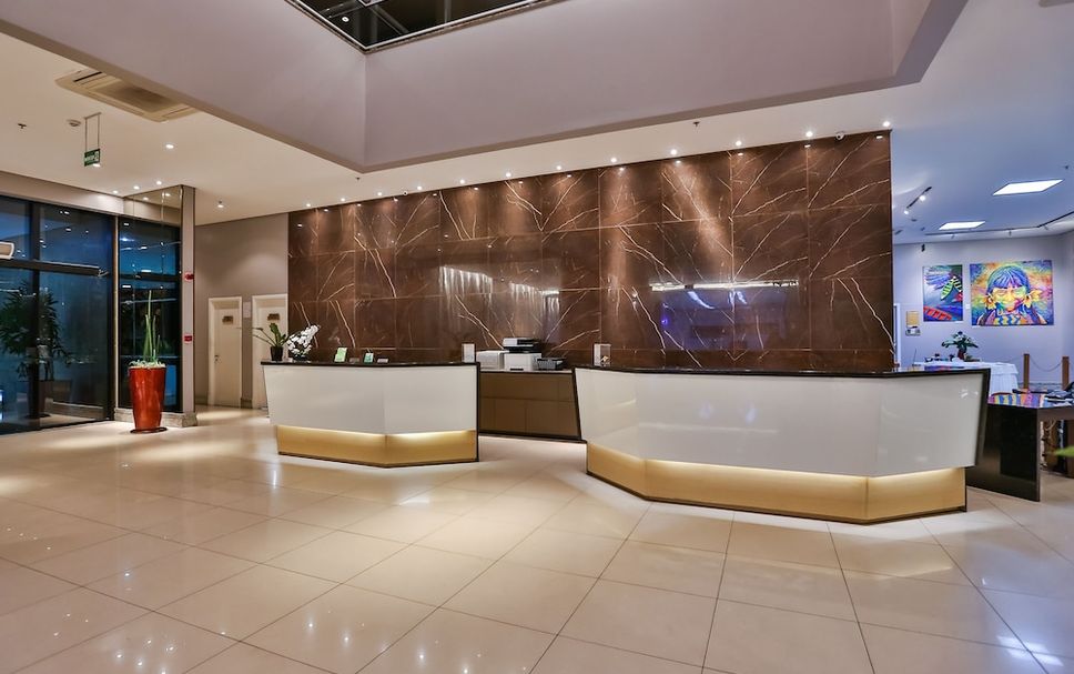 프론트 데스크 사진