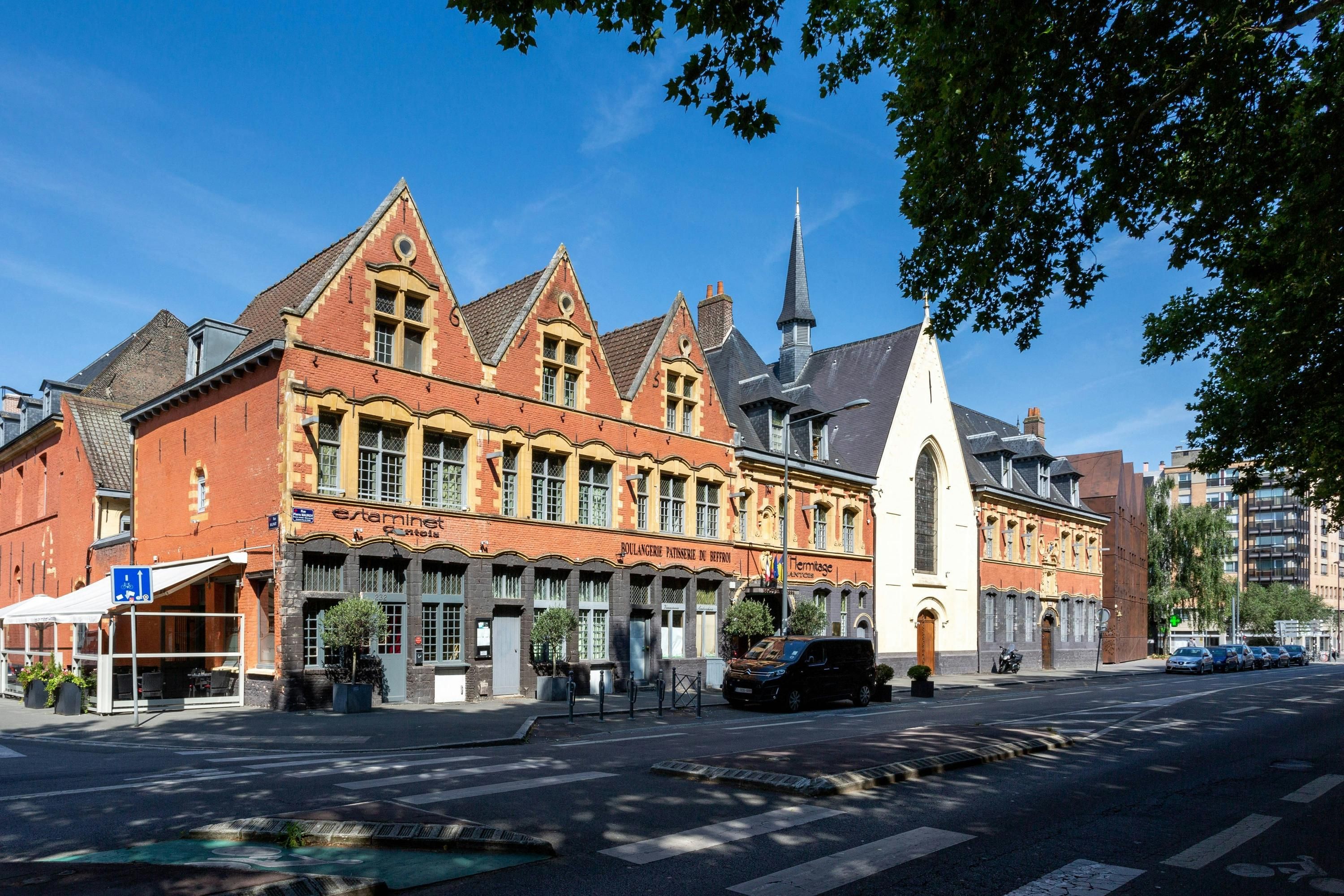 건물 사진