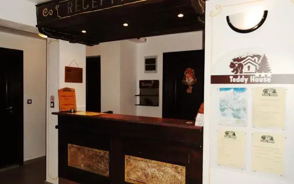 프론트 데스크 사진