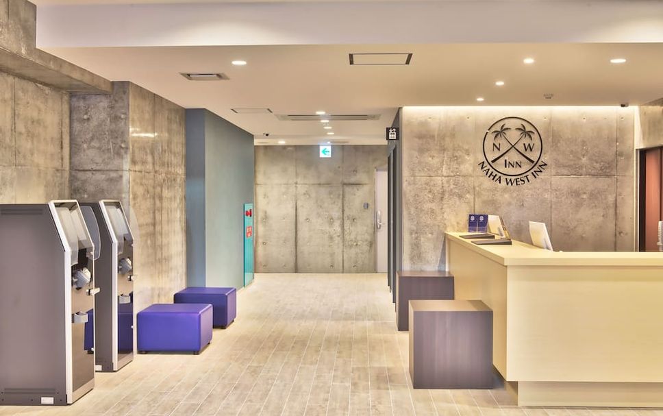 프론트 데스크 사진