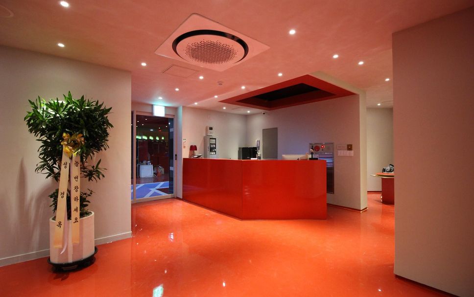 프론트 데스크 사진