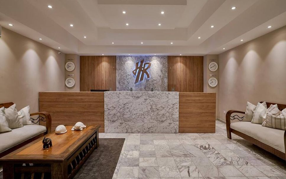 프론트 데스크 사진