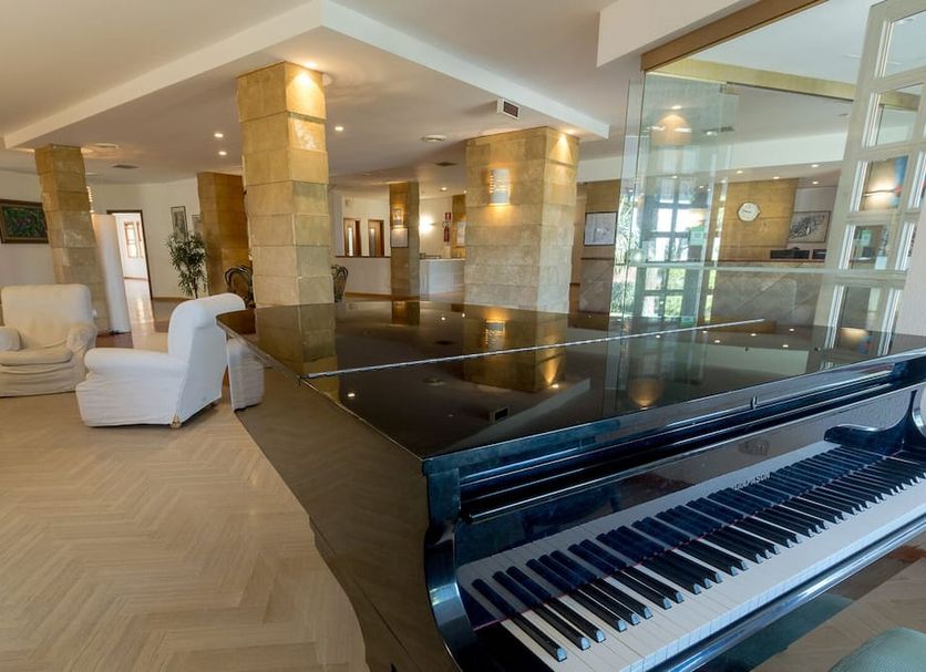 로비 사진