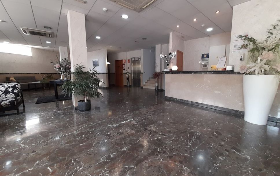 프론트 데스크 사진