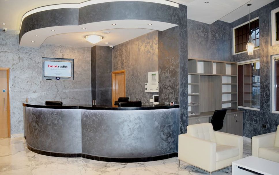 프론트 데스크 사진