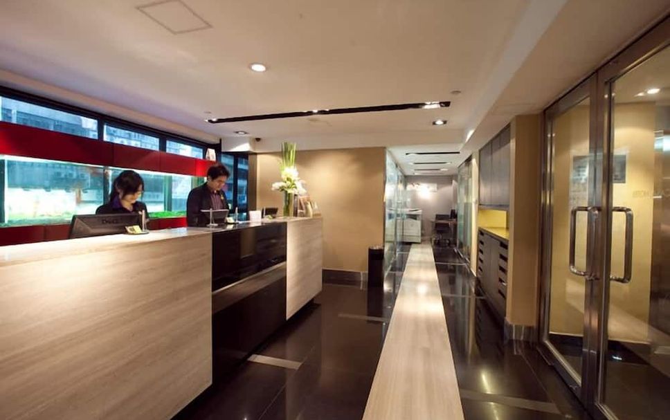 프론트 데스크 사진