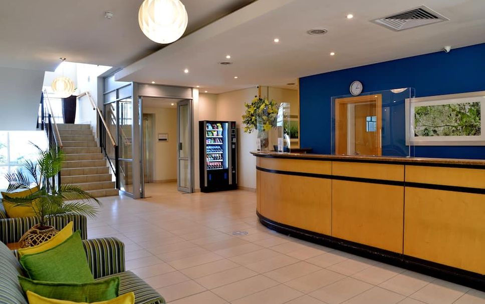 프론트 데스크 사진