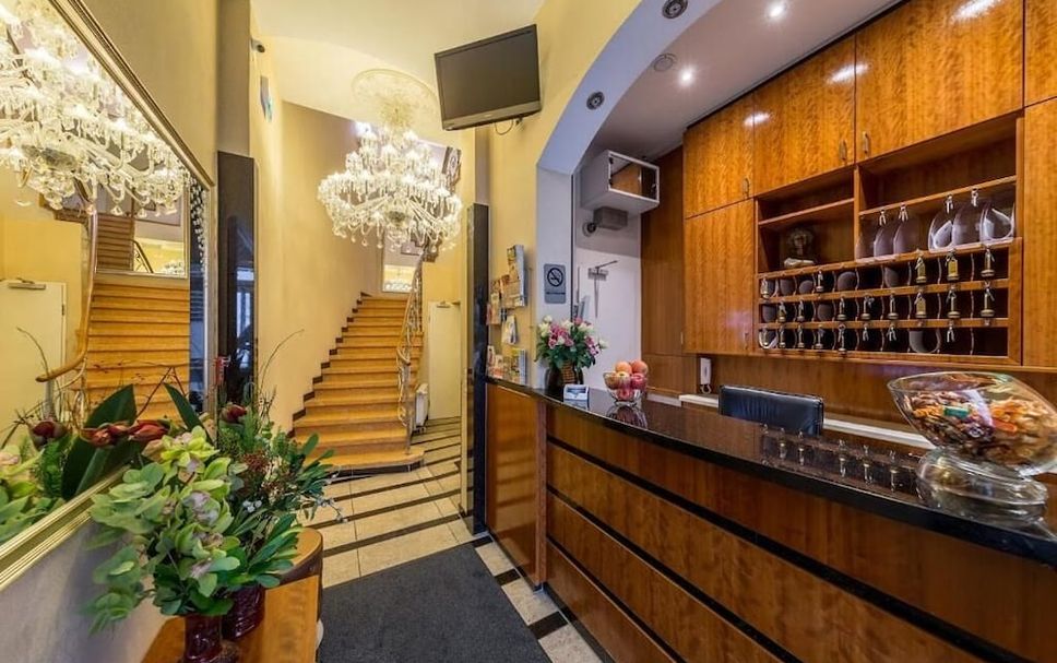 프론트 데스크 사진