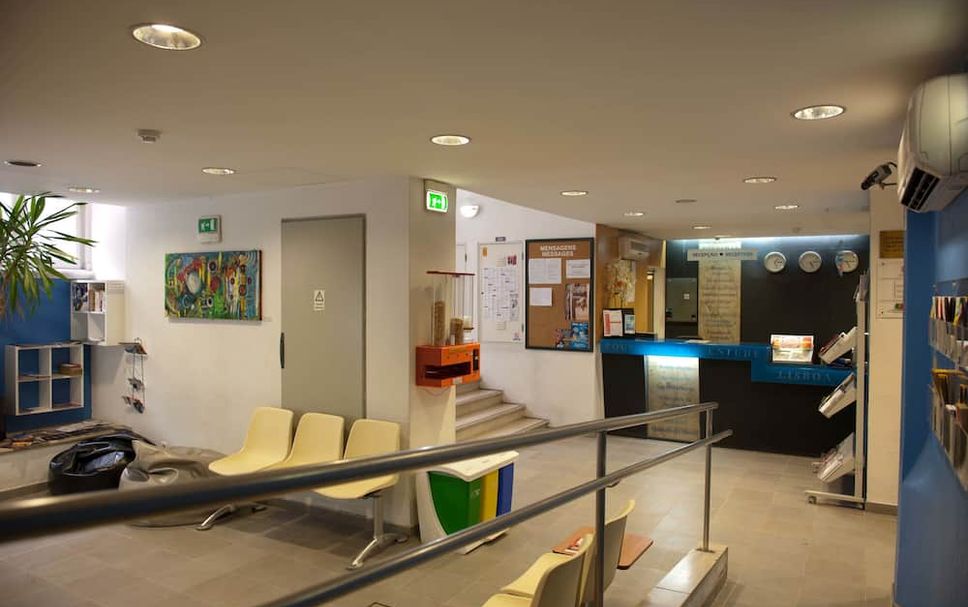 프론트 데스크 사진