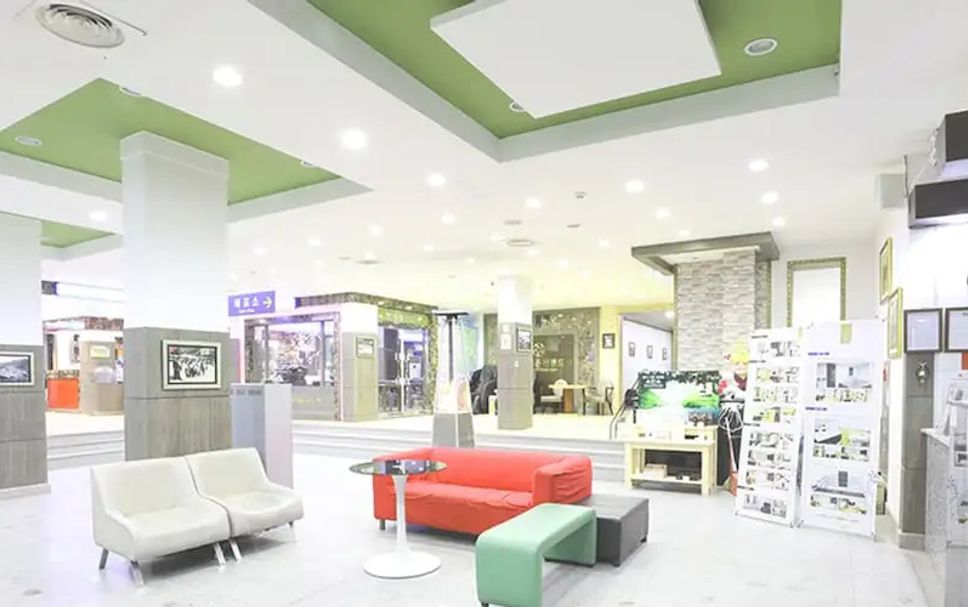 로비 사진