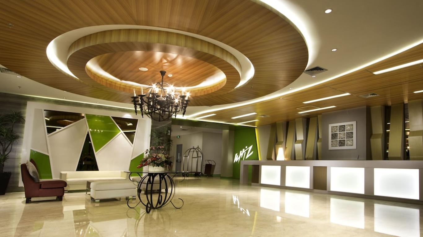 위즈 프라임 호텔 켈라파 가딩, 자카르타 | 호텔스컴바인