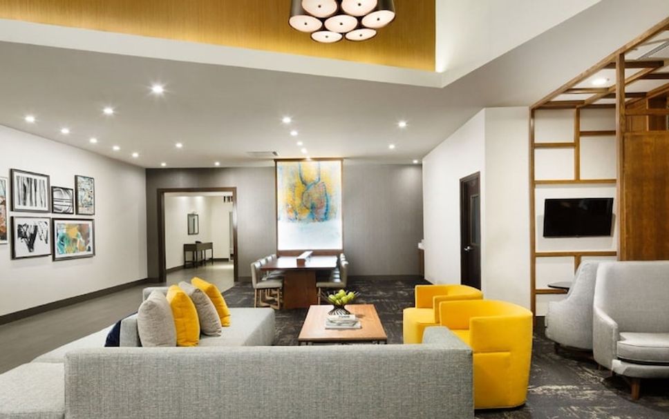 프론트 데스크 사진