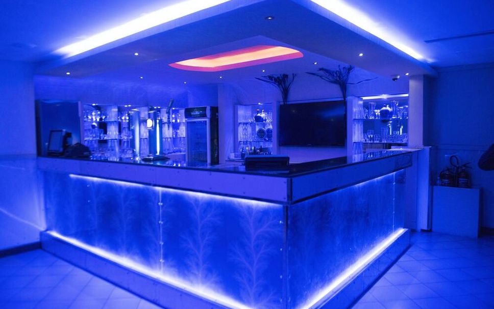 프론트 데스크 사진