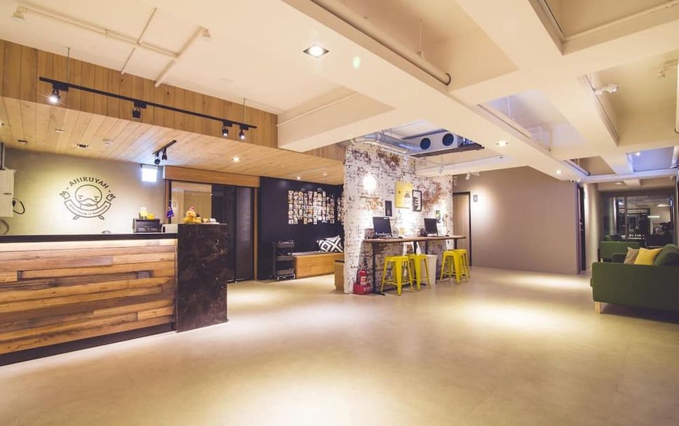 프론트 데스크 사진