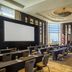 컨퍼런스 룸